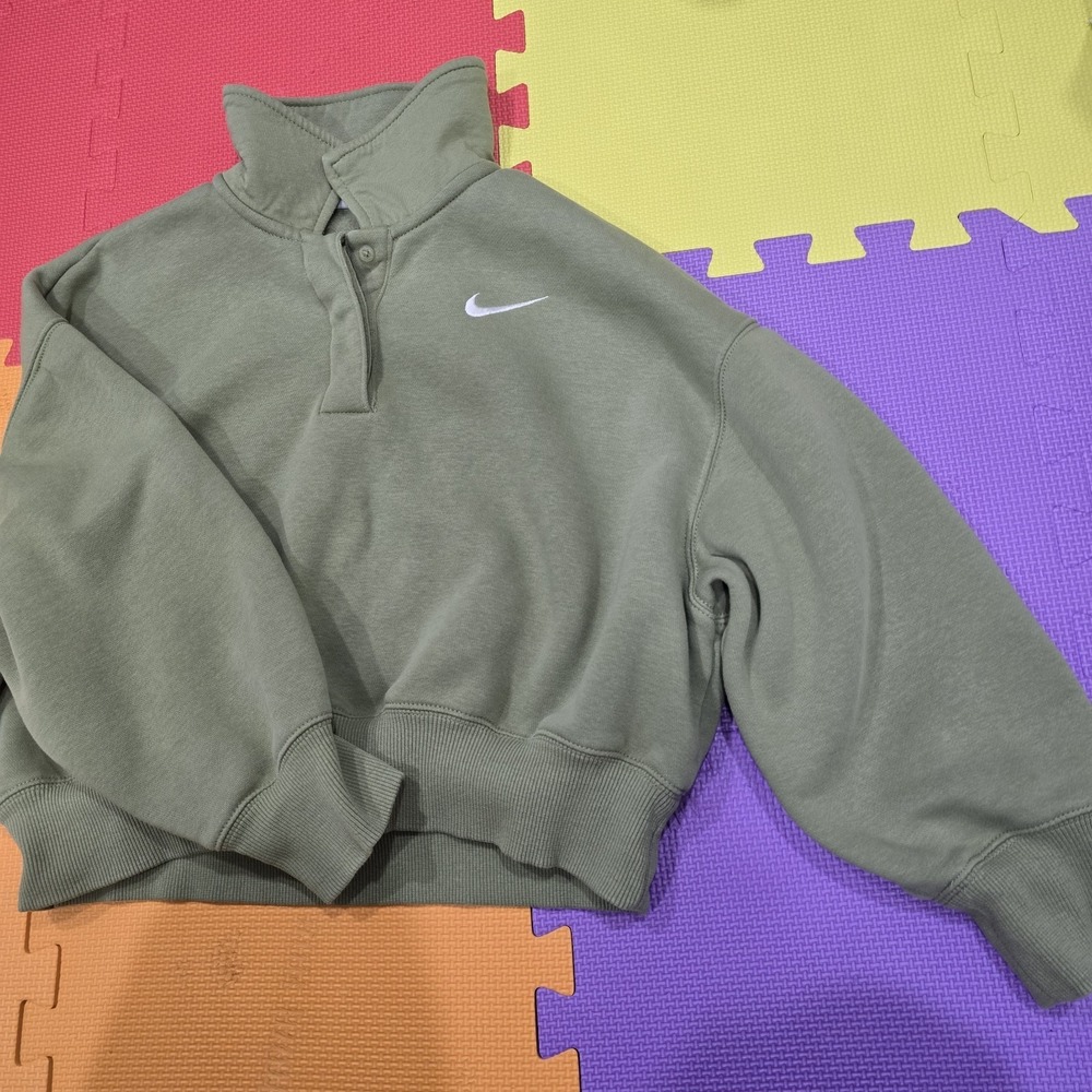 Nike Women's Sportswear Phoenix Fleece Polo Sweatshirt Olive Green...